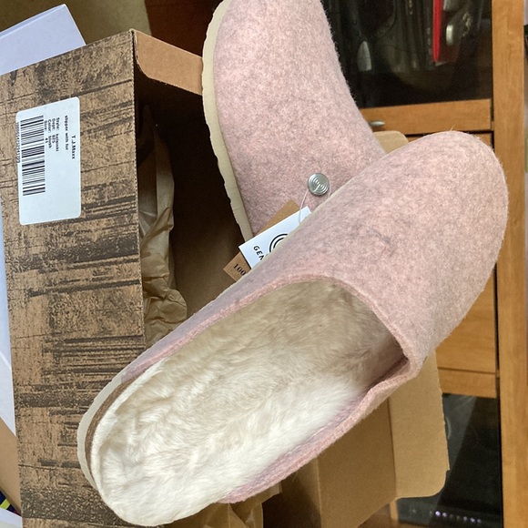 Slippers/clogs - Picture 2 of 4